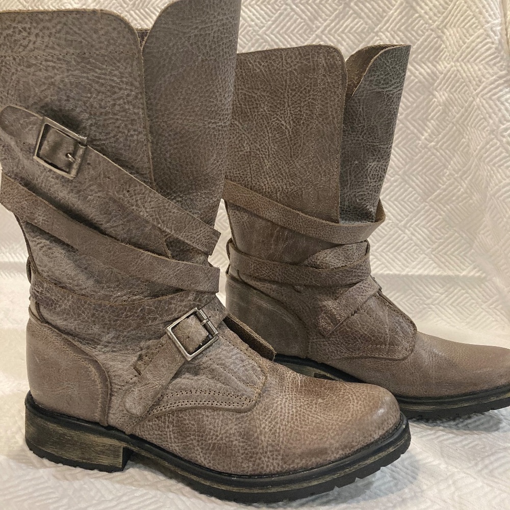 Steve Madden Boots